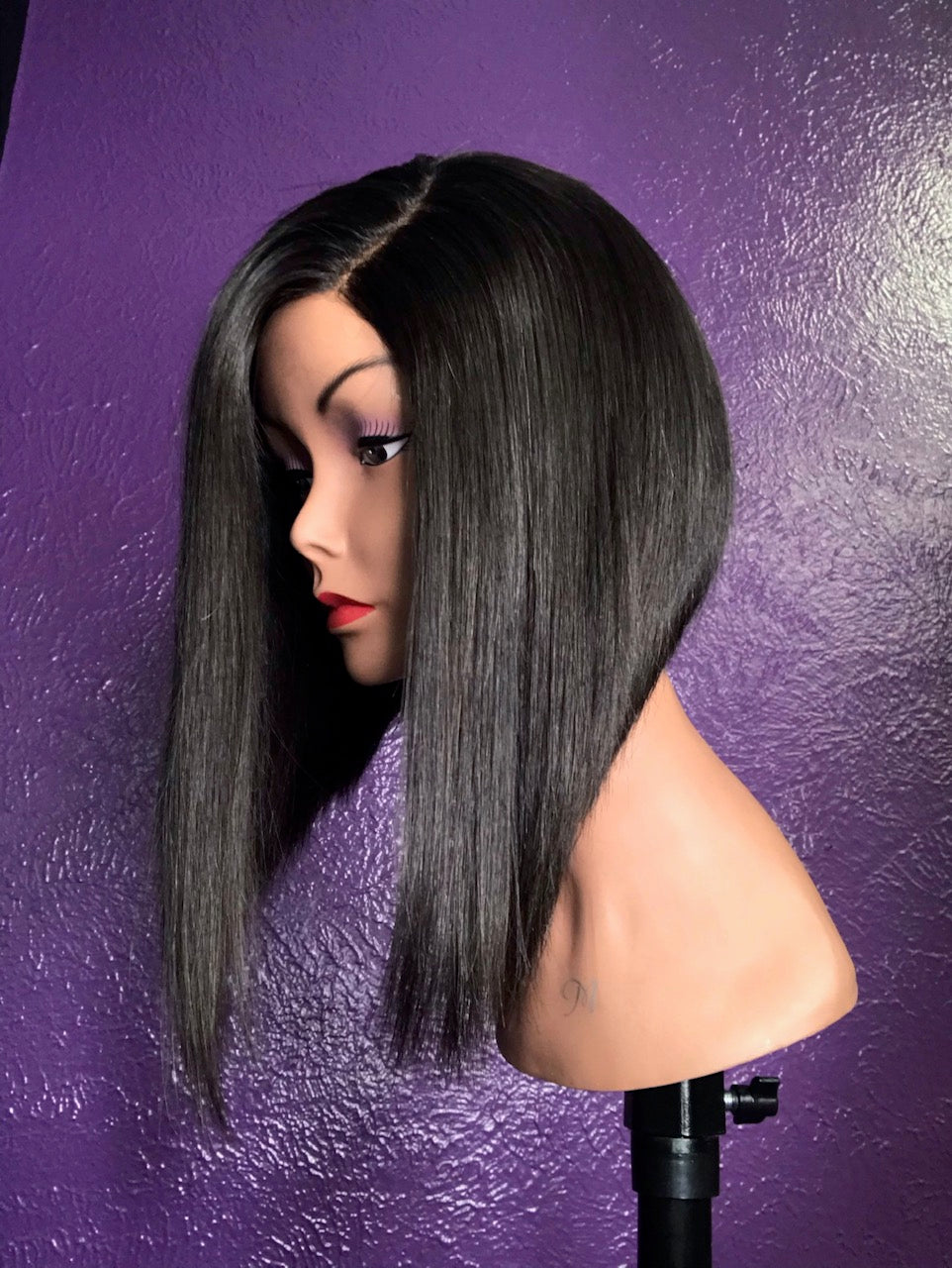 Wig: Straight Bob Closure Unit 180% Density